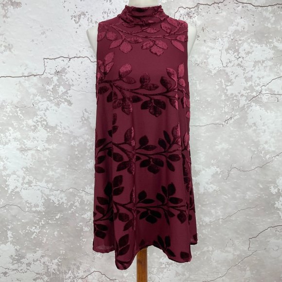 Adrienne Vittadini Burgundy Velvet Sleeveless Dress M NWT - Picture 1 of 10